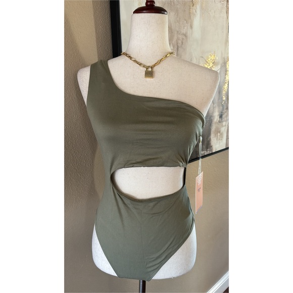 Tops - Olive cut out bodysuit